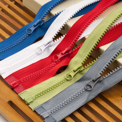 Custom Size Logo 5# Resin Zipper Plastic Molded Zipper Derlin Zipper
